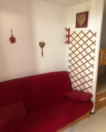 A La Montagne Meuble Et Entierement Equipe Apartman *