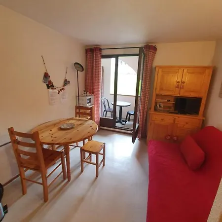 A La Montagne Meuble Et Entierement Equipe Apartman Bellevaux
